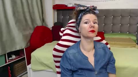 kelly online show from 12-01-25, 12:15