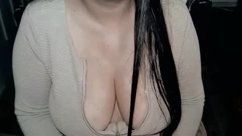 Kellyshow online show from 10-27-25, 05:39