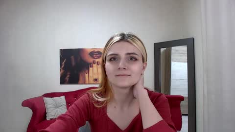 Snapshot of kellystoneys chatting on 01-29-25, 08:46 Kelly Stoneys online show from 01-29-25, 08:46