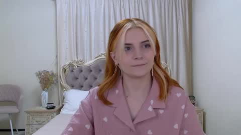 Snapshot of kellystoneys chatting on 02-04-25, 06:17 Kelly Stoneys online show from 02-04-25, 06:17