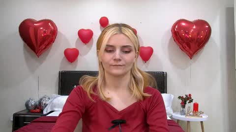 Snapshot of kellystoneys chatting on 02-16-25, 02:43 Kelly Stoneys online show from 02-16-25, 02:43