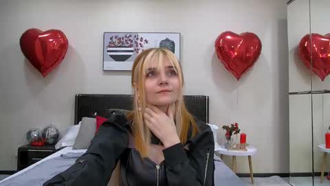 Snapshot of kellystoneys chatting on 02-23-25, 03:18 Kelly Stoneys online show from 02-23-25, 03:18