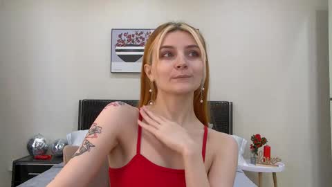 Snapshot of kellystoneys chatting on 03-09-25, 05:55 Kelly Stoneys online show from 03-09-25, 05:55