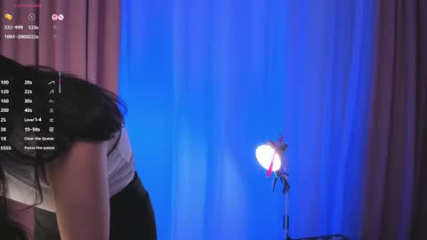 kellyy_bern online show from 04-30-26, 01:23