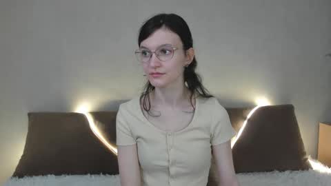 Kelsirabenold online show from 03-24-26, 05:01