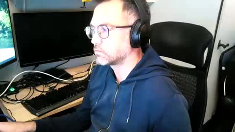 Snapshot of kelvin06133 chatting on 12-18-24, 11:08 kelvin06133 online show from 12-18-24, 11:08