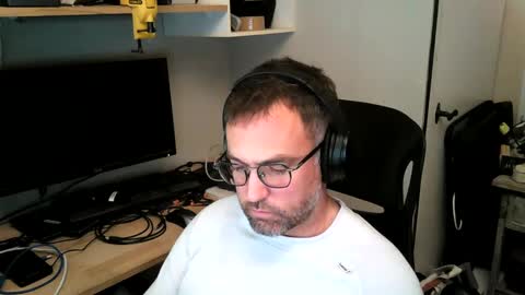 Snapshot of kelvin06133 chatting on 12-27-24, 10:59 kelvin06133 online show from 12-27-24, 10:59