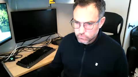 Snapshot of kelvin06133 chatting on 01-11-25, 02:36 kelvin06133 online show from 01-11-25, 02:36