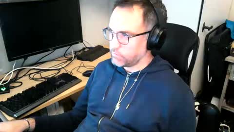 Snapshot of kelvin06133 chatting on 01-15-25, 10:35 kelvin06133 online show from 01-15-25, 10:35