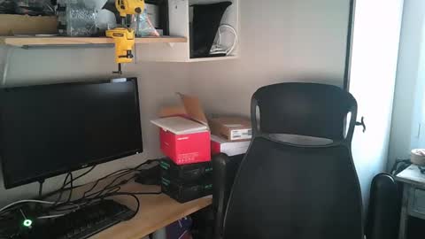 Snapshot of kelvin06133 chatting on 03-06-25, 04:17 kelvin06133 online show from 03-06-25, 04:17