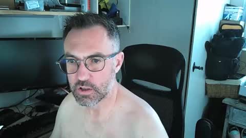 Snapshot of kelvin06133 chatting on 03-25-26, 12:55 kelvin06133 online show from 03-25-26, 12:55