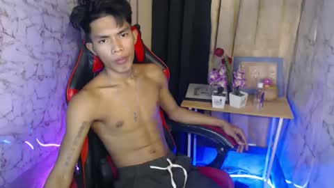 ken_minjun online show from 02-01-26, 09:52