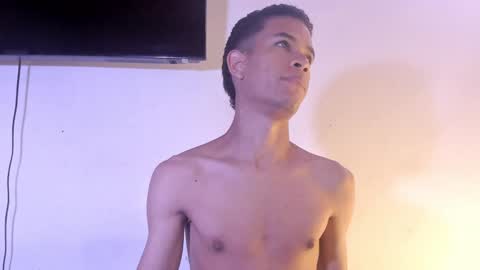 Julian Rivera   online show from 02-22-25, 11:57