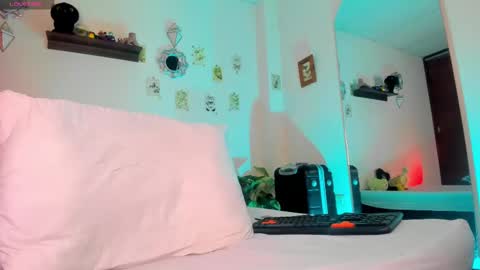 Snapshot of ken_tokiio chatting on 03-10-25, 04:14 Ken online show from 03-10-25, 04:14