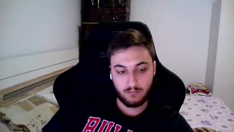 Snapshot of kenan_10 chatting on 05-28-26, 11:13 kenan online show from 05-28-26, 11:13