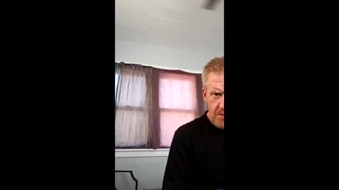 Snapshot of kendall21978 chatting on 05-11-26, 04:04 kendall21978 online show from 05-11-26, 04:04