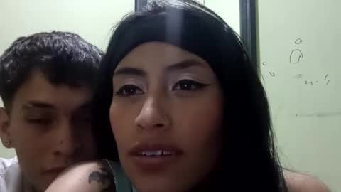 Snapshot of kendall_foxy28630 chatting on 03-29-26, 04:45 Kendall Roxy online show from 03-29-26, 04:45