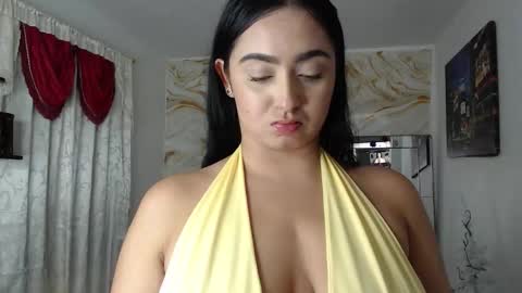 kendall  online show from 11-24-25, 06:02