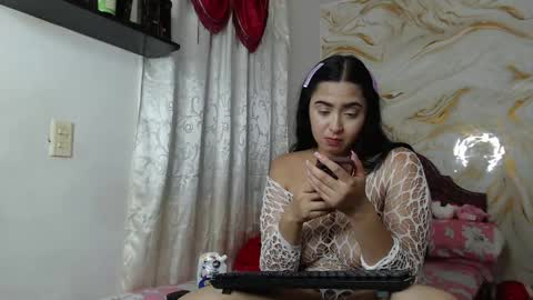 kendall  online show from 04-30-26, 06:09