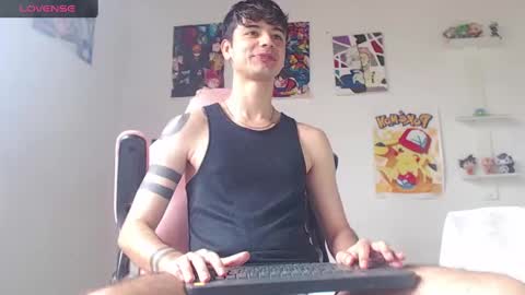 Snapshot of kendall_ros chatting on 02-06-25, 03:31 kendall ross online show from 02-06-25, 03:31