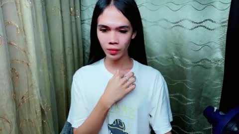 Snapshot of kendallspice_ chatting on 11-25-25, 05:13 Kendall online show from 11-25-25, 05:13