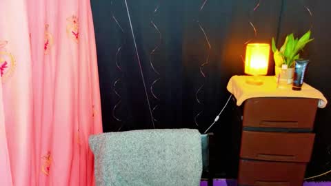 Snapshot of kendallspice_ chatting on 01-31-26, 07:11 Kendall online show from 01-31-26, 07:11