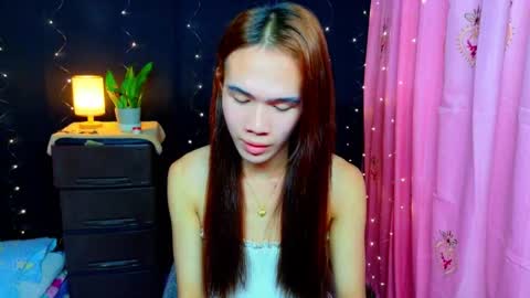 Snapshot of kendallspice_ chatting on 02-11-26, 04:56 Kendall online show from 02-11-26, 04:56