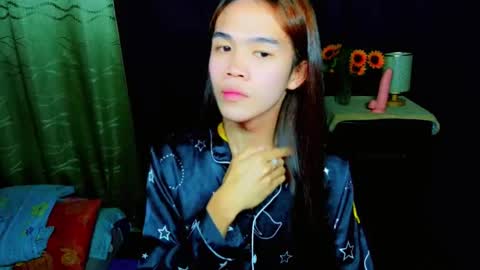 Snapshot of kendallspice_ chatting on 03-21-26, 08:23 Kendall online show from 03-21-26, 08:23