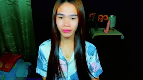 Snapshot of kendallspice_ chatting on 03-22-26, 06:00 Kendall online show from 03-22-26, 06:00