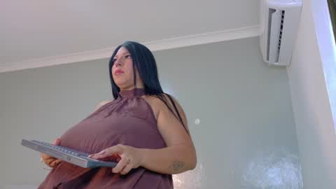   online show from 06-18-26, 08:58