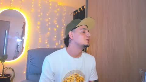 kendel_dimitri online show from 12-28-24, 07:00