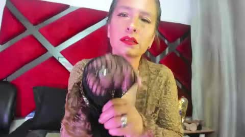 Snapshot of kendra_foxxy_ chatting on 06-20-26, 01:30 Kendra online show from 06-20-26, 01:30