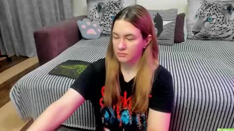 Kendra online show from 03-18-26, 11:41