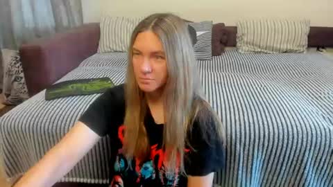 Kendra online show from 07-25-26, 12:09