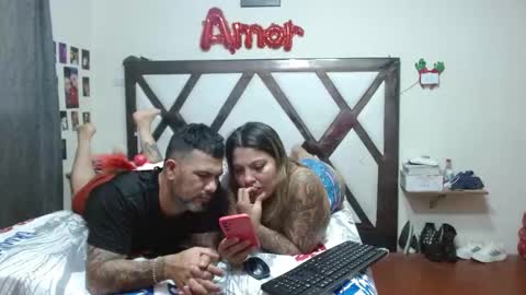 Snapshot of kendraandtommy chatting on 11-19-25, 06:19 Kendra And Miller online show from 11-19-25, 06:19