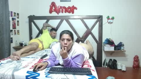 Snapshot of kendraandtommy chatting on 11-21-25, 04:11 Kendra And Miller online show from 11-21-25, 04:11