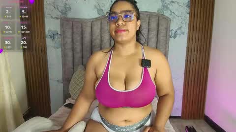 Mamasita online show from 11-02-25, 05:04