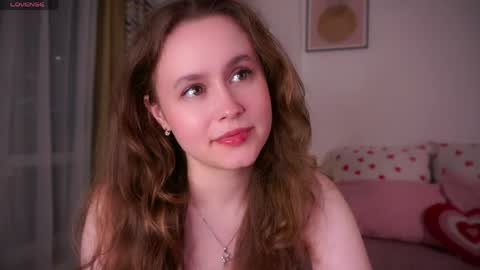 Kira online show from 05-20-26, 11:00