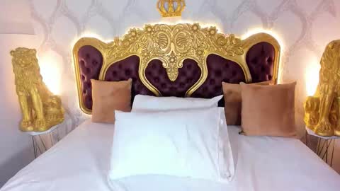 Snapshot of kendralholson chatting on 09-26-25, 05:00 Kendral online show from 09-26-25, 05:00