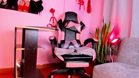 Snapshot of kenia_thompsom01 chatting on 03-15-26, 01:22 kenia_thompsom01 online show from 03-15-26, 01:22