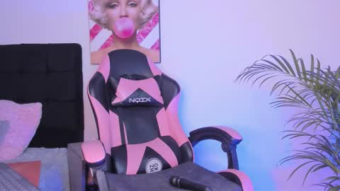  01  online show from 10-13-25, 07:25