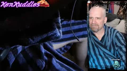 Snapshot of kenkuddles chatting on 11-19-25, 01:38 Ken Kuddles online show from 11-19-25, 01:38