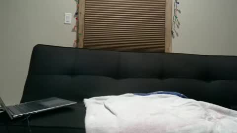 Kenluca online show from 01-04-25, 10:02