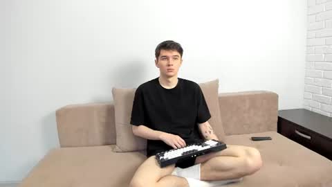 Snapshot of kennedy_max chatting on 06-23-26, 10:57 kennedy max online show from 06-23-26, 10:57