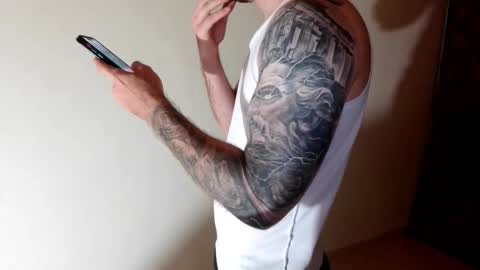 Snapshot of kennerfox77 chatting on 12-17-25, 07:03 Kennfox777 online show from 12-17-25, 07:03