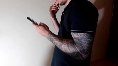 Snapshot of kennerfox77 chatting on 12-21-25, 09:38 Kennfox777 online show from 12-21-25, 09:38