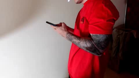 Snapshot of kennerfox77 chatting on 01-08-26, 02:47 Kennfox777 online show from 01-08-26, 02:47