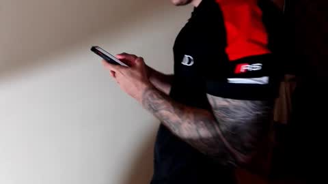 Snapshot of kennerfox77 chatting on 01-12-26, 04:07 Kennfox777 online show from 01-12-26, 04:07