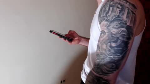 Snapshot of kennerfox77 chatting on 02-18-26, 05:36 Kennfox777 online show from 02-18-26, 05:36