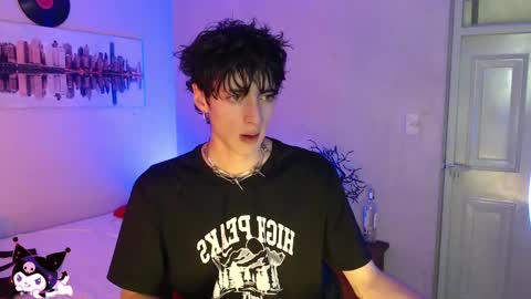 Snapshot of kenny__hot chatting on 12-31-24, 06:02 kenny online show from 12-31-24, 06:02